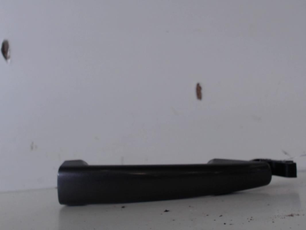 Poignee porte avant gauche