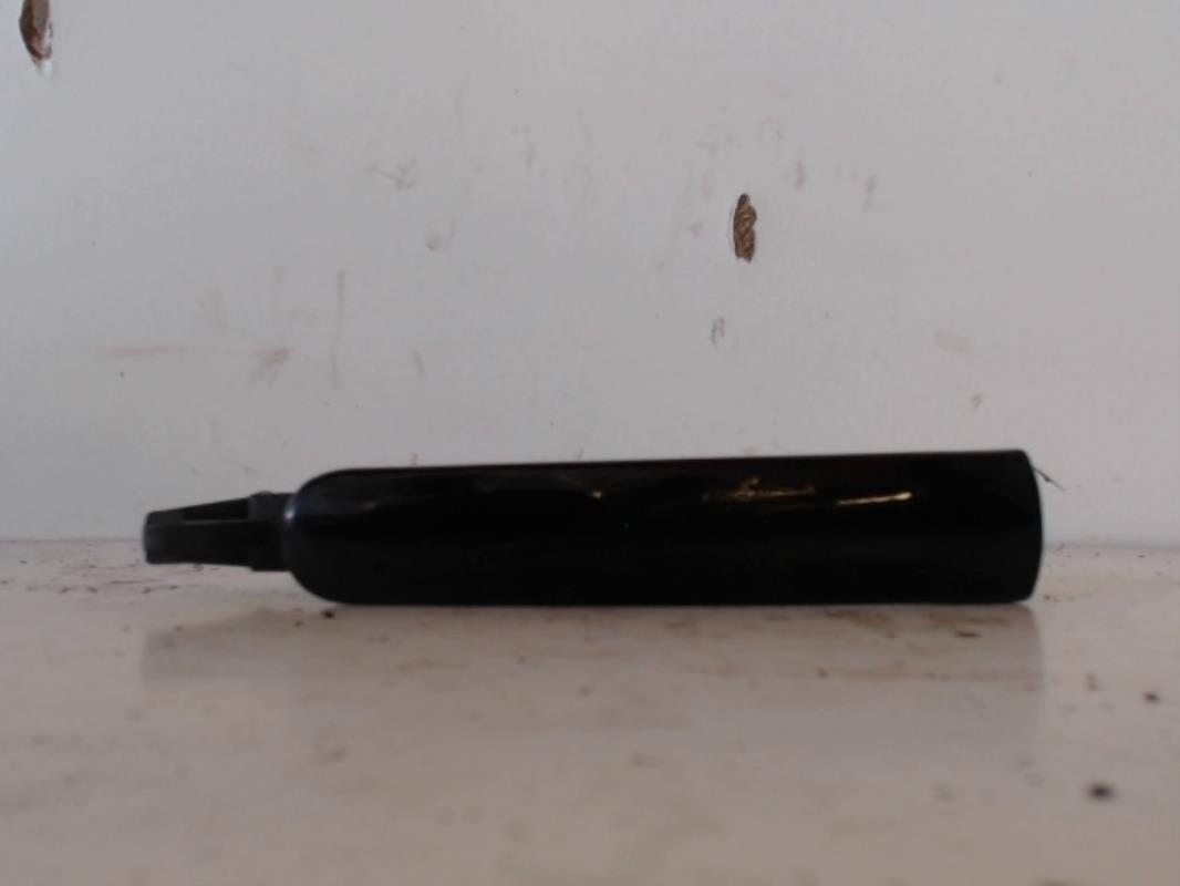 Poignee porte avant gauche
