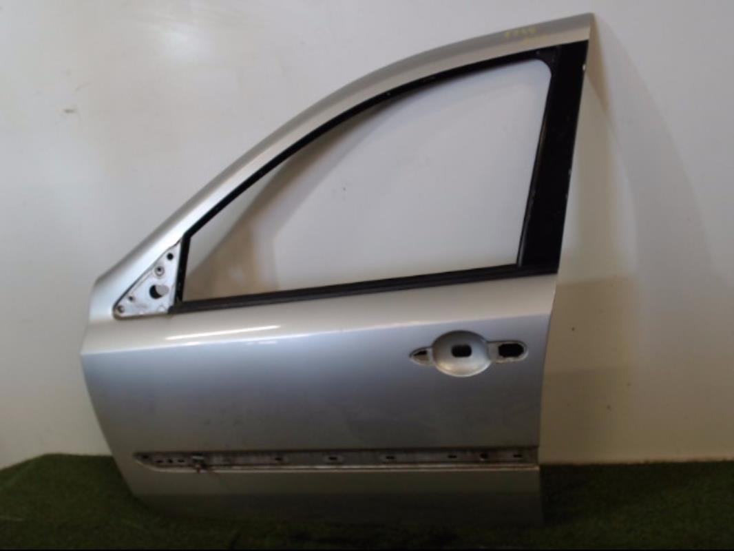 Porte avant gauche