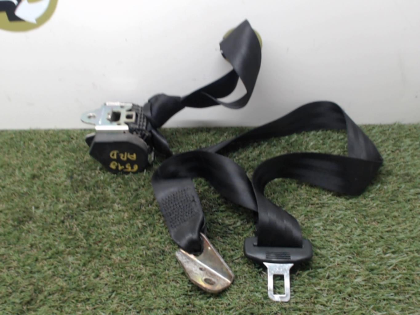 Ceinture arriere droit