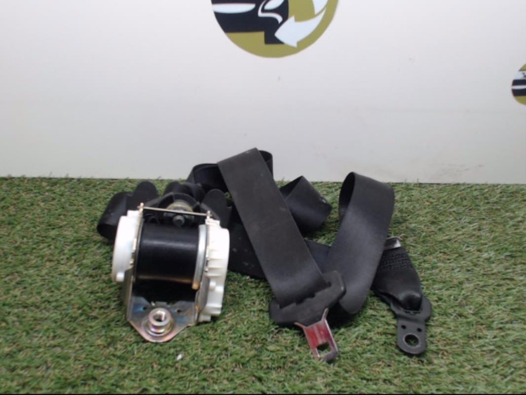 Ceinture avant droit