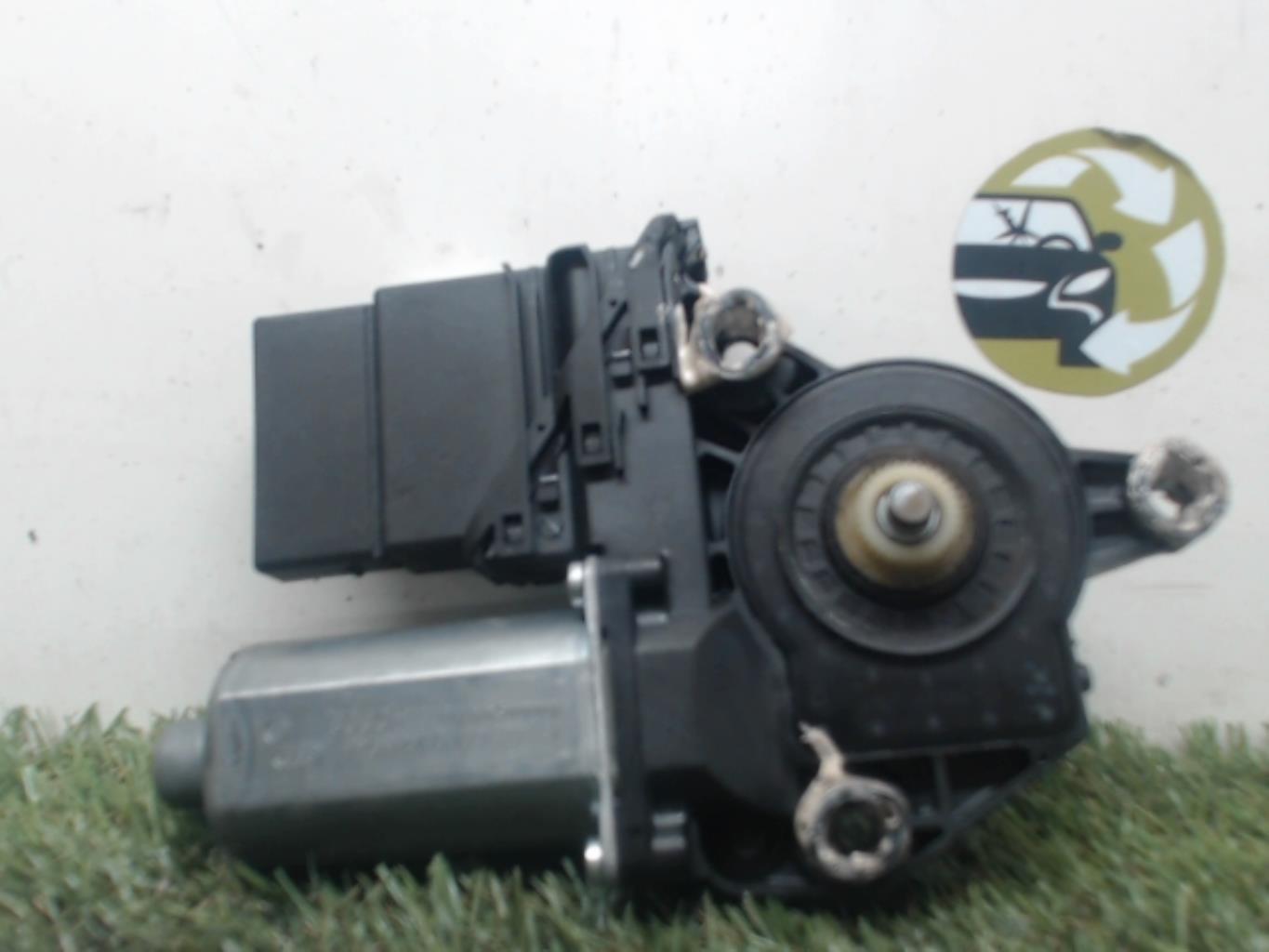 Moteur leve vitre arriere droit