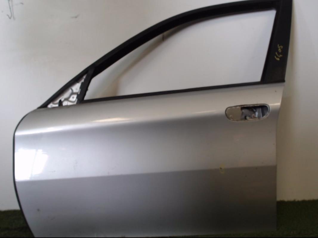 Porte avant gauche