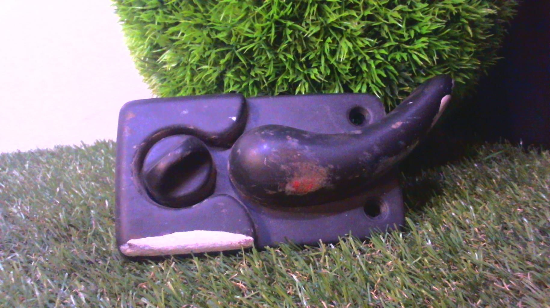 Poignee interieur porte laterale droite