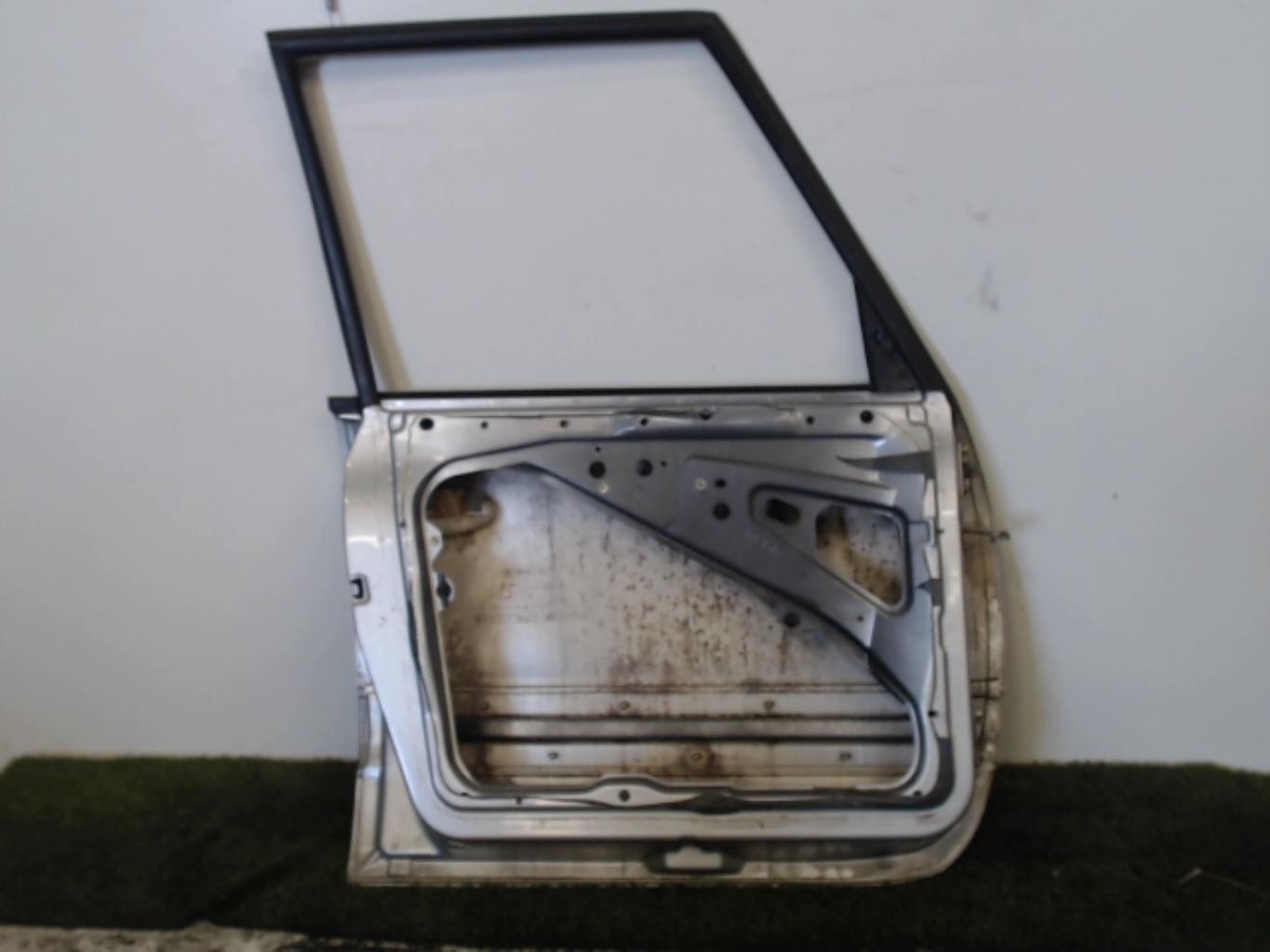 Porte avant gauche