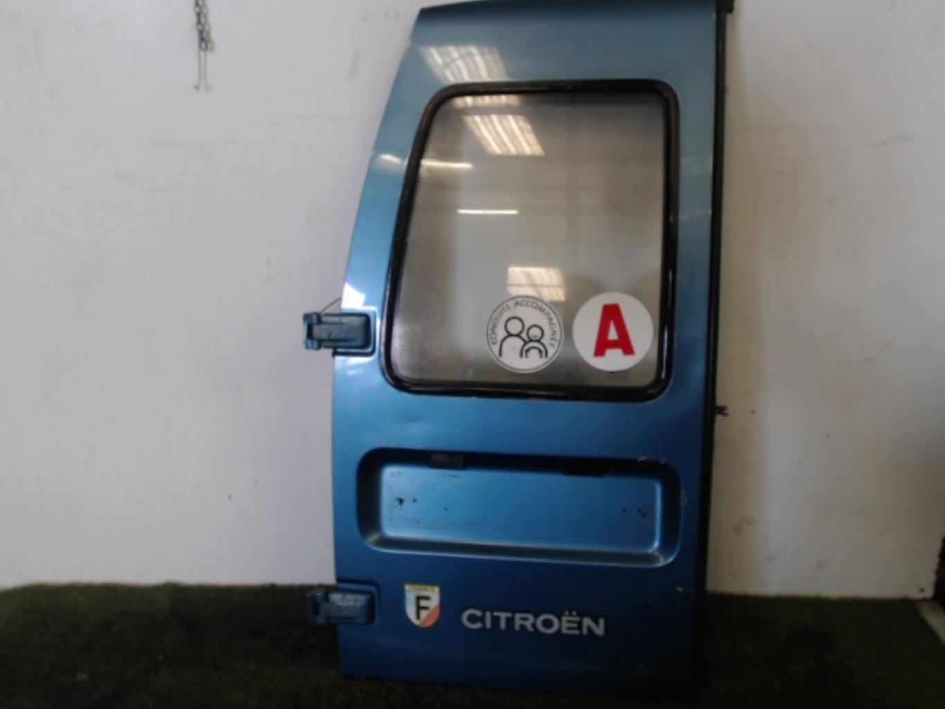 Porte de coffre gauche