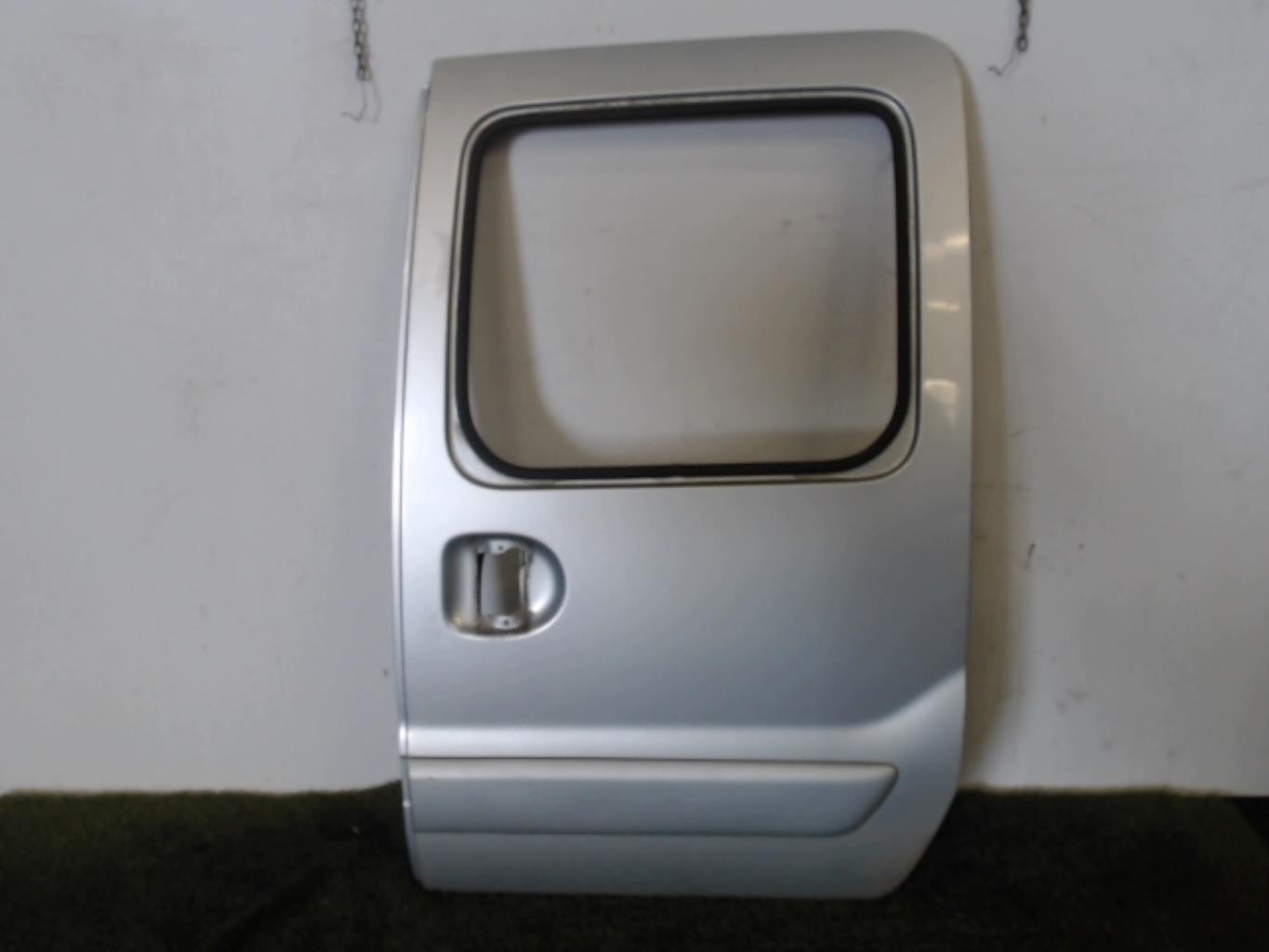 Porte laterale gauche