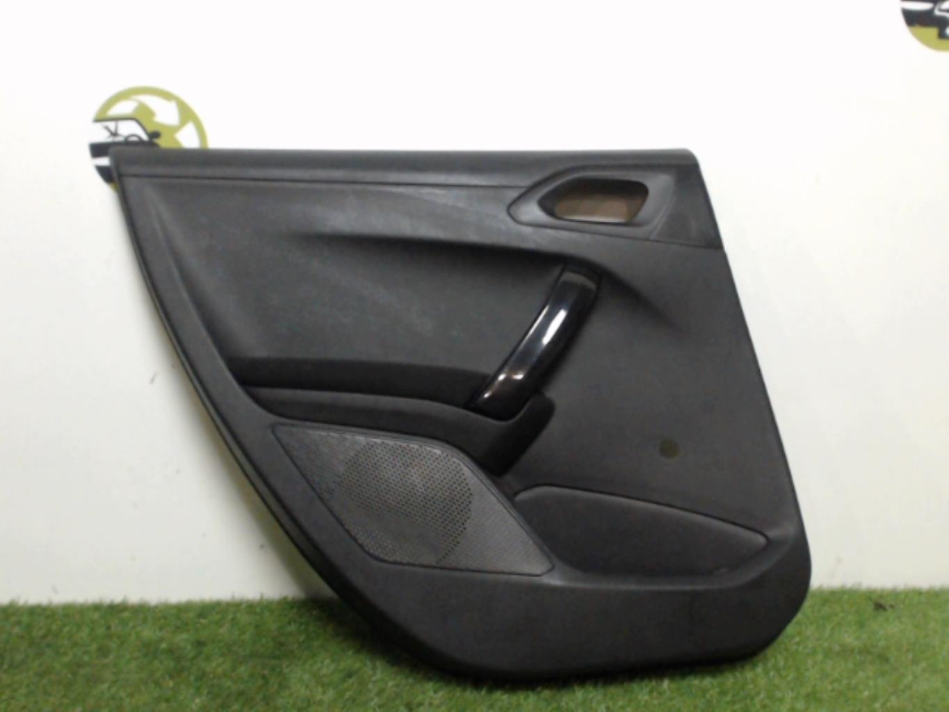 Panneau de porte arriere gauche
