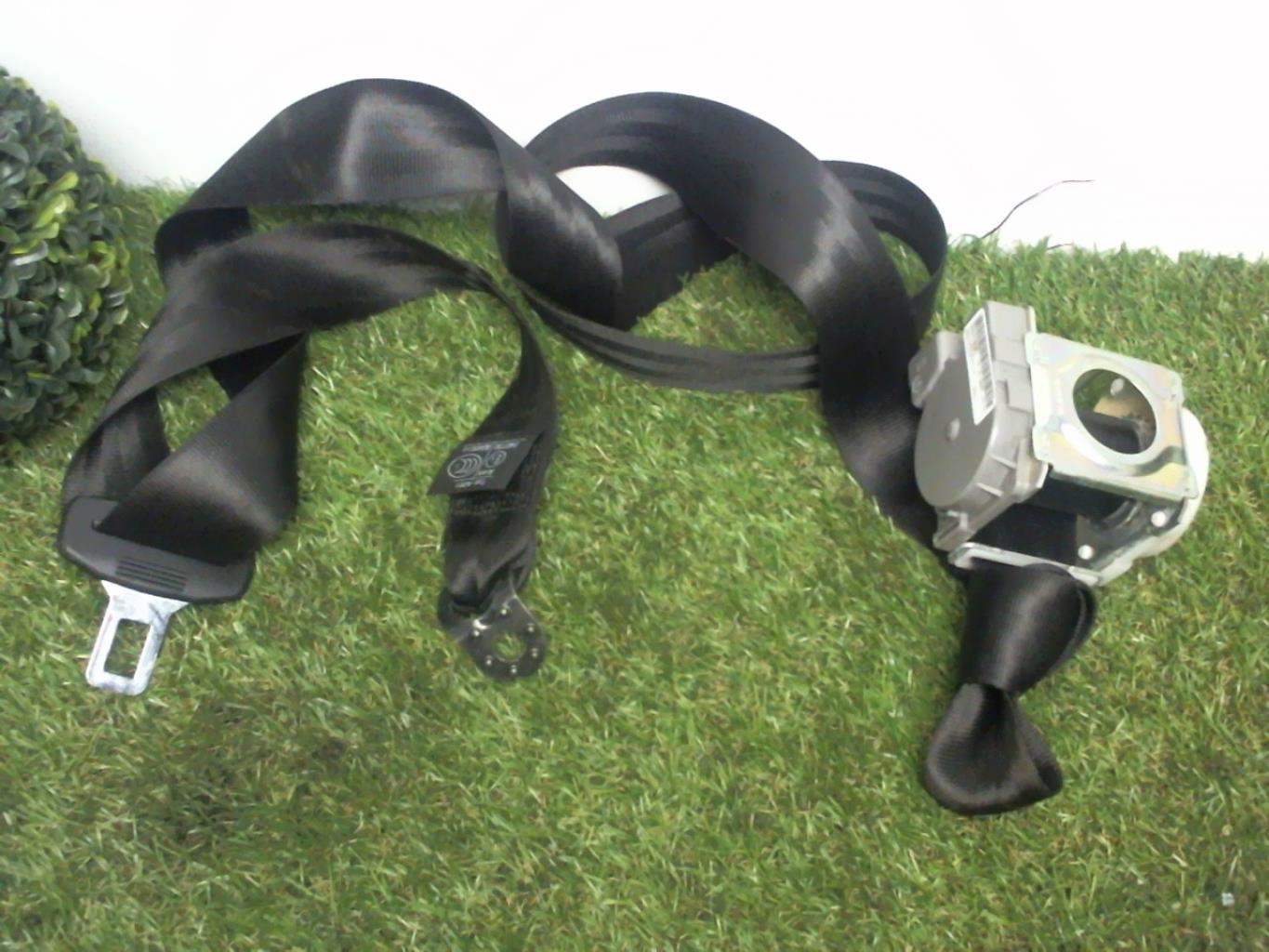 Ceinture arriere droit