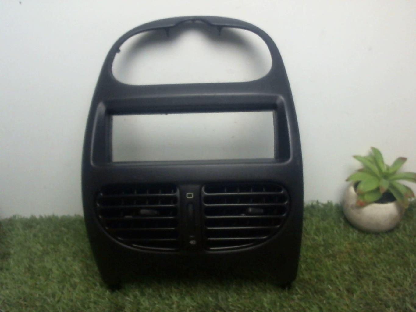 Console central (interieur plastique)