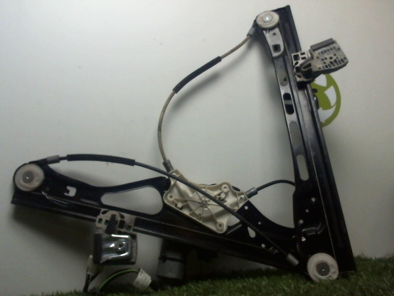 Leve vitre electrique avant gauche