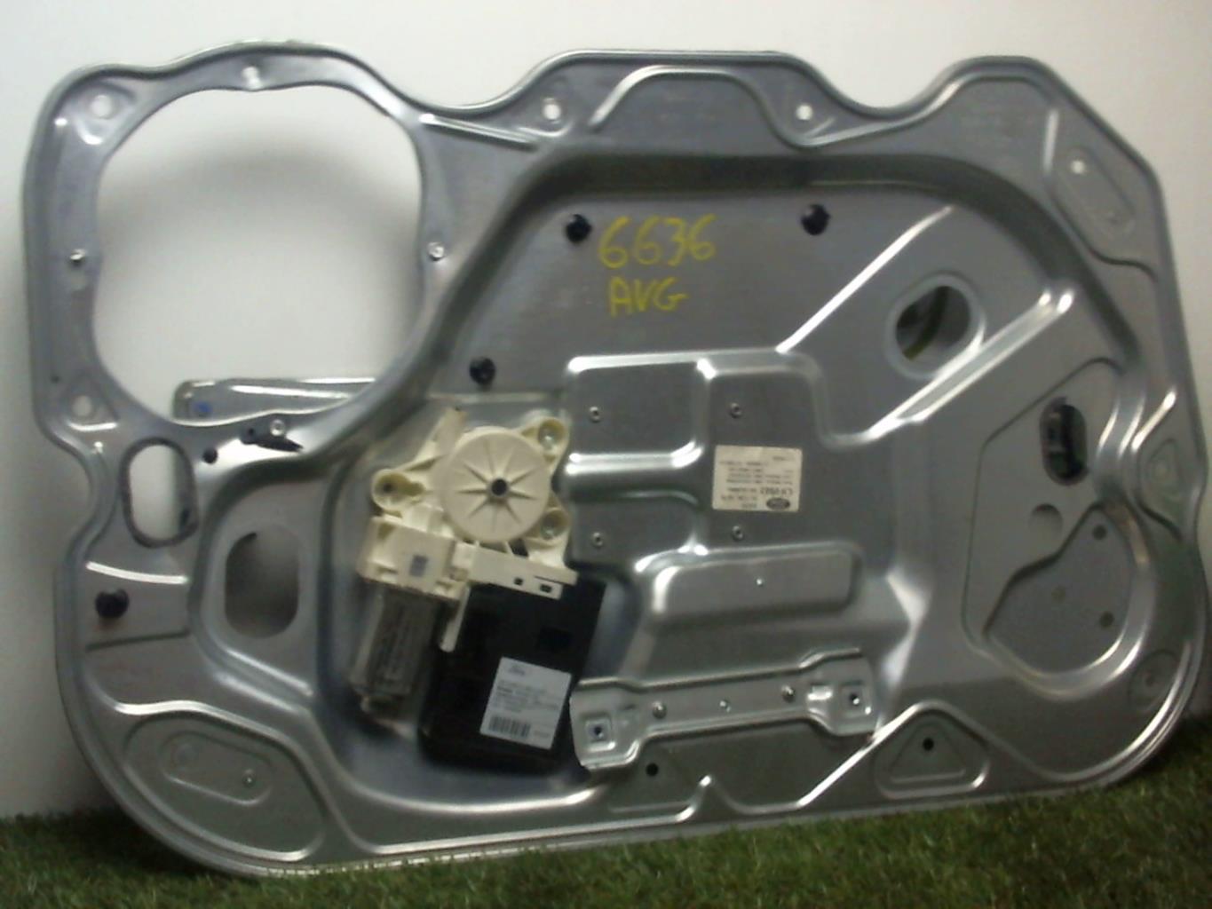 Leve vitre electrique avant gauche