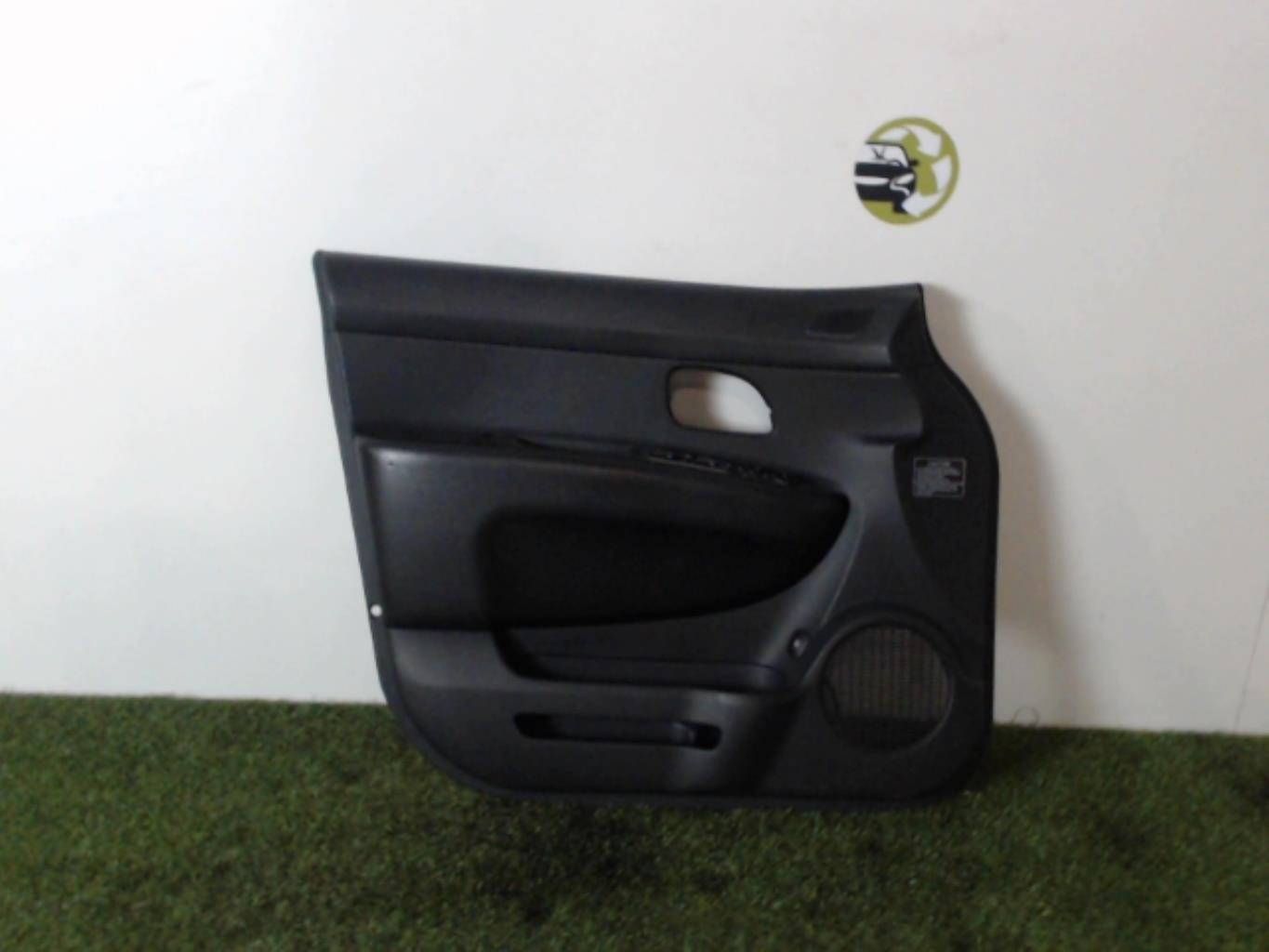 Panneau de porte avant gauche
