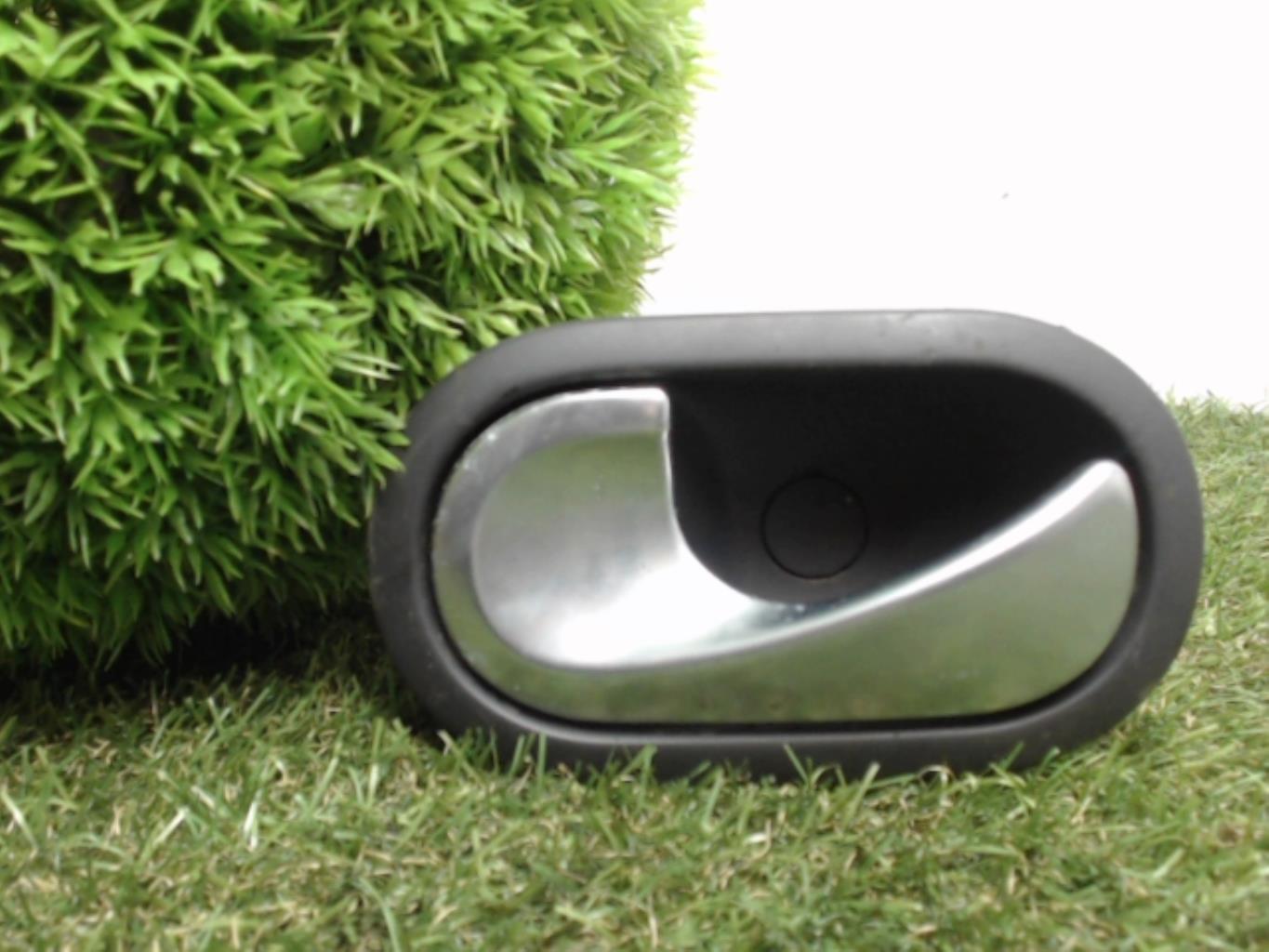Poignee interieur arriere gauche