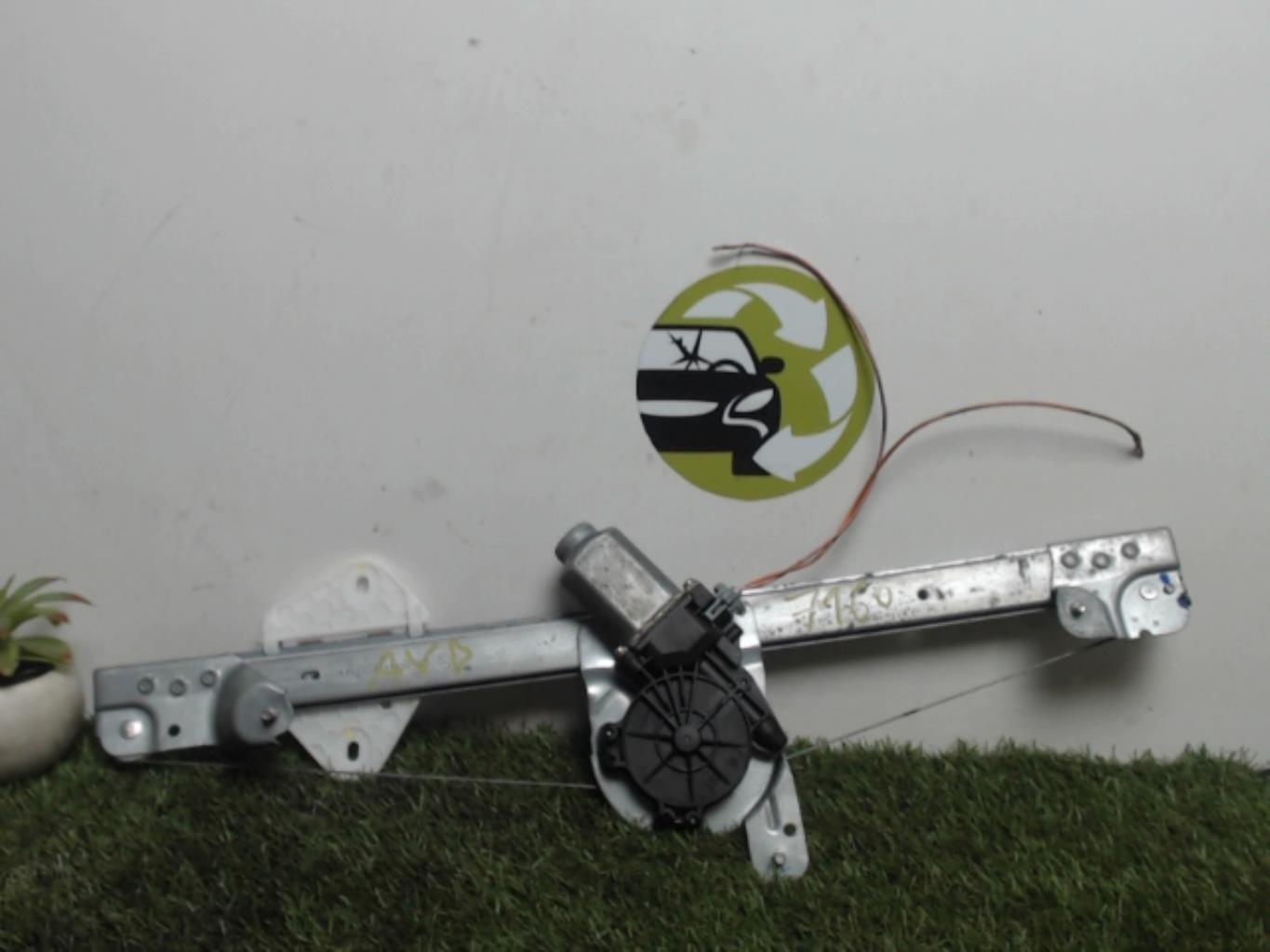 Leve vitre electrique avant droit