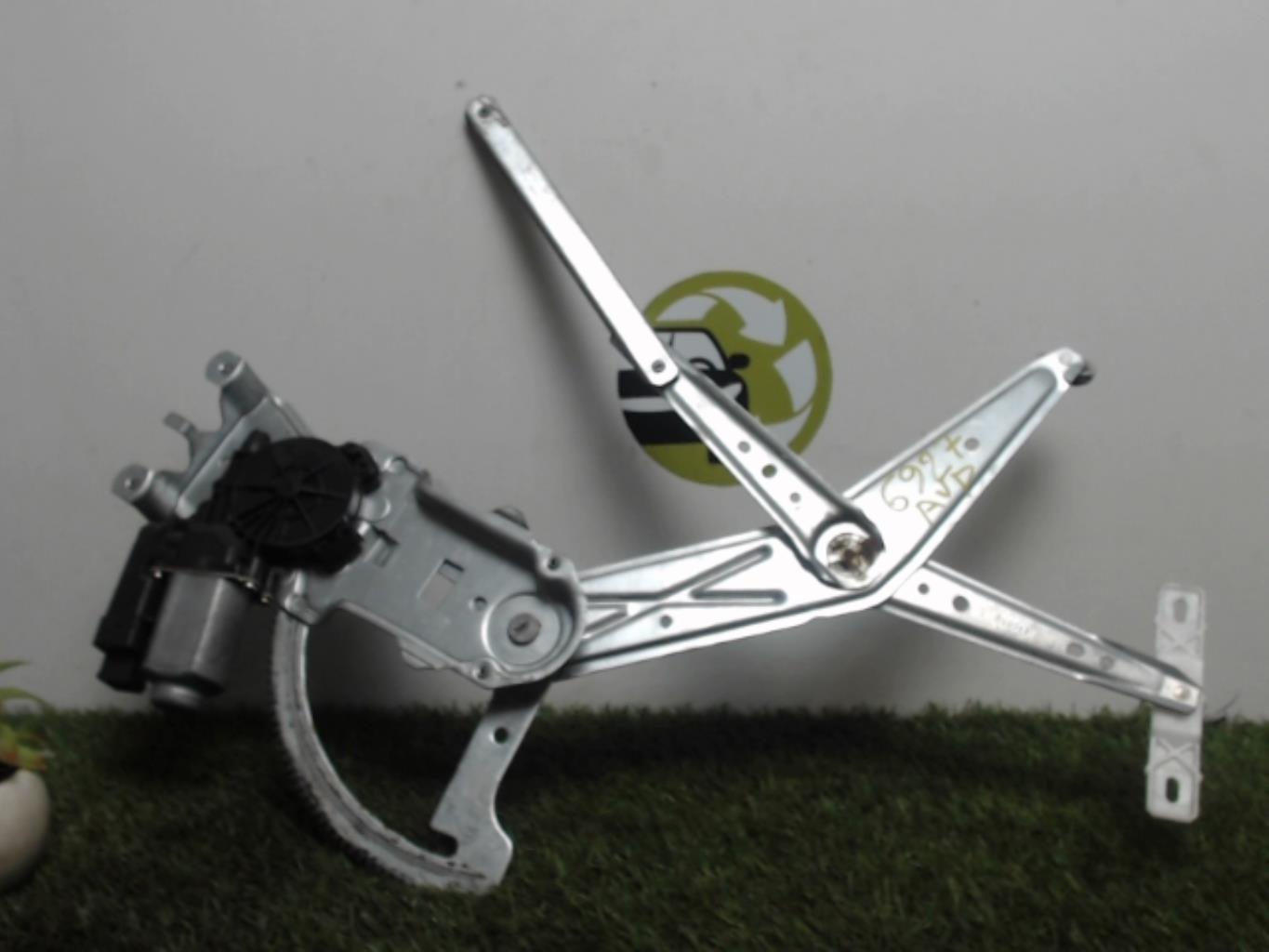 Leve vitre electrique avant droit