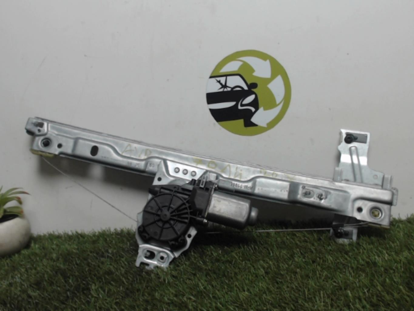 Leve vitre electrique avant droit