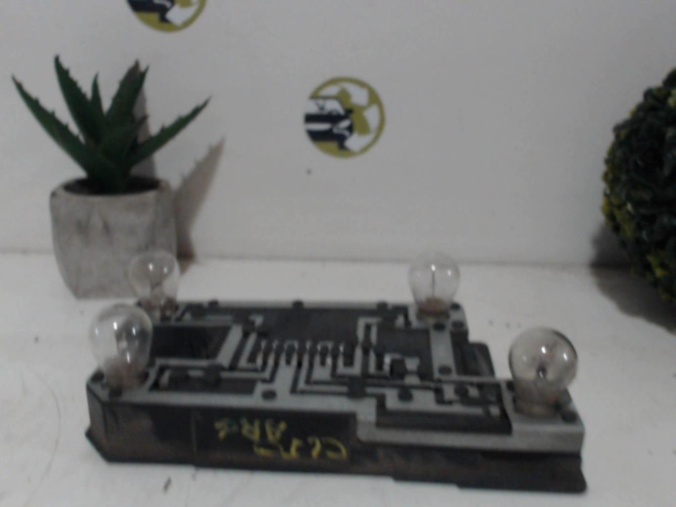 Platine feu arriere gauche