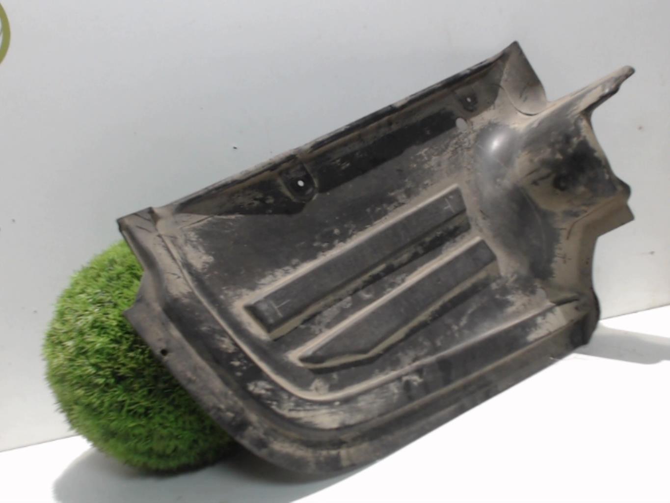 Cache sous moteur