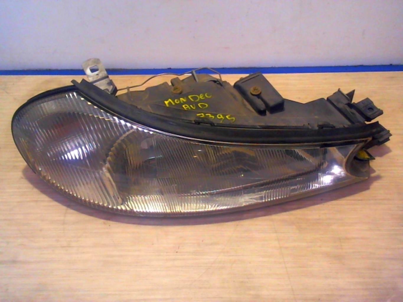 Optique avant principal droit (feux)(phare)