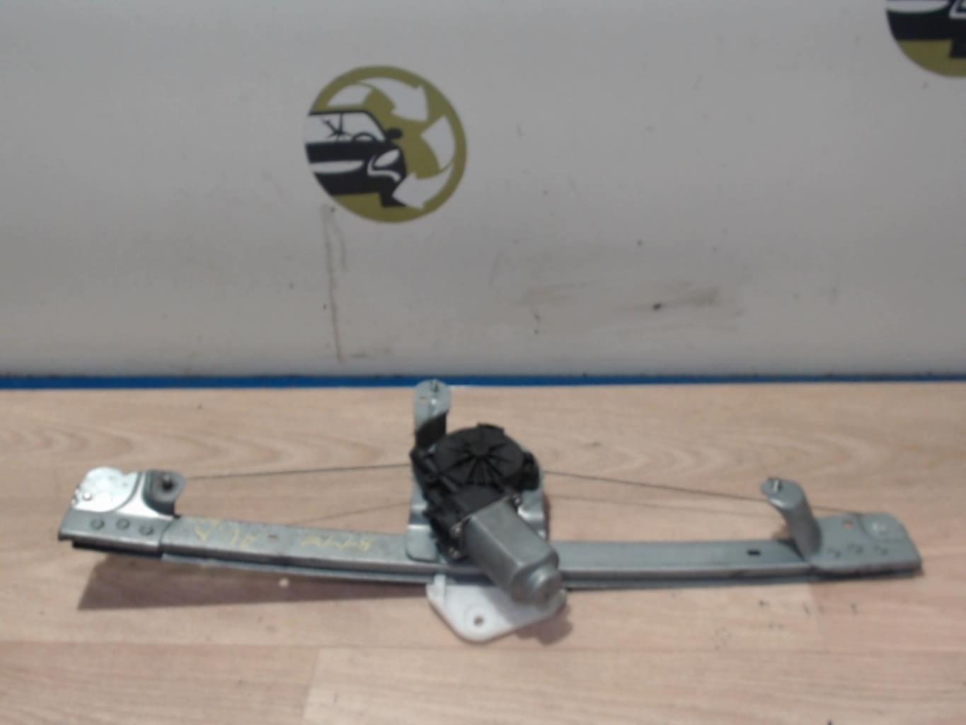 Leve vitre electrique avant droit