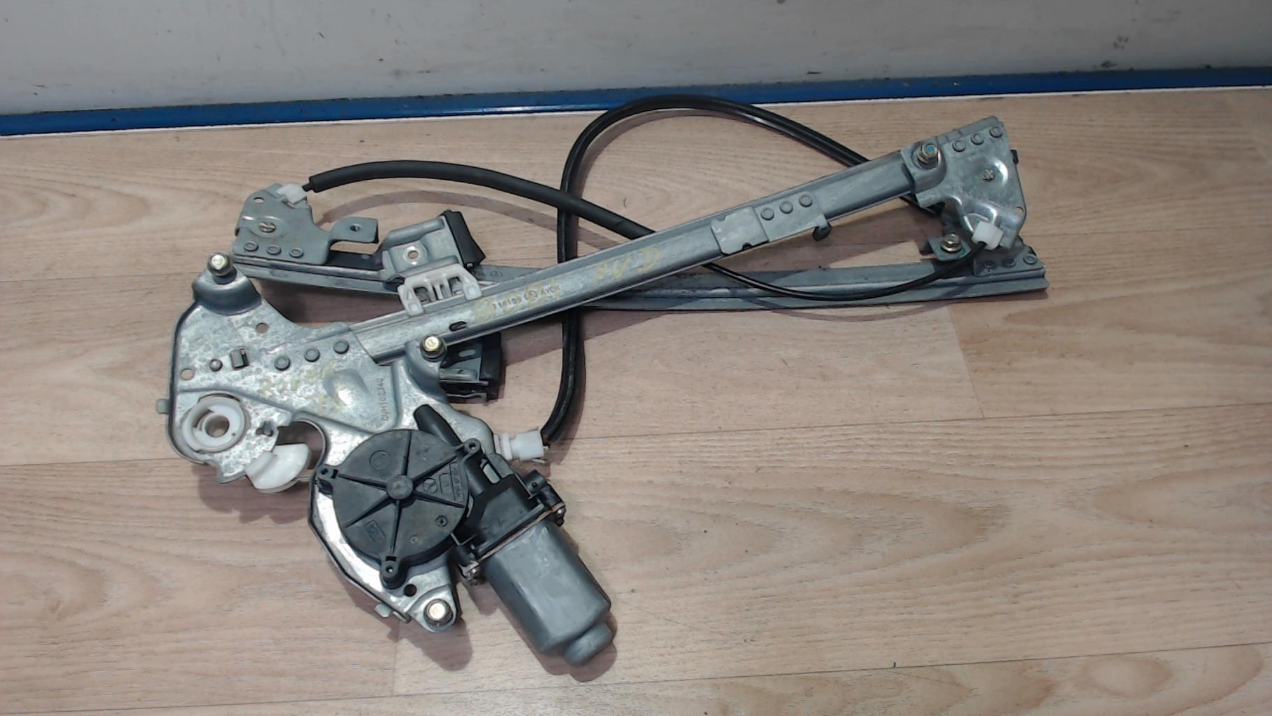 Leve vitre electrique avant droit
