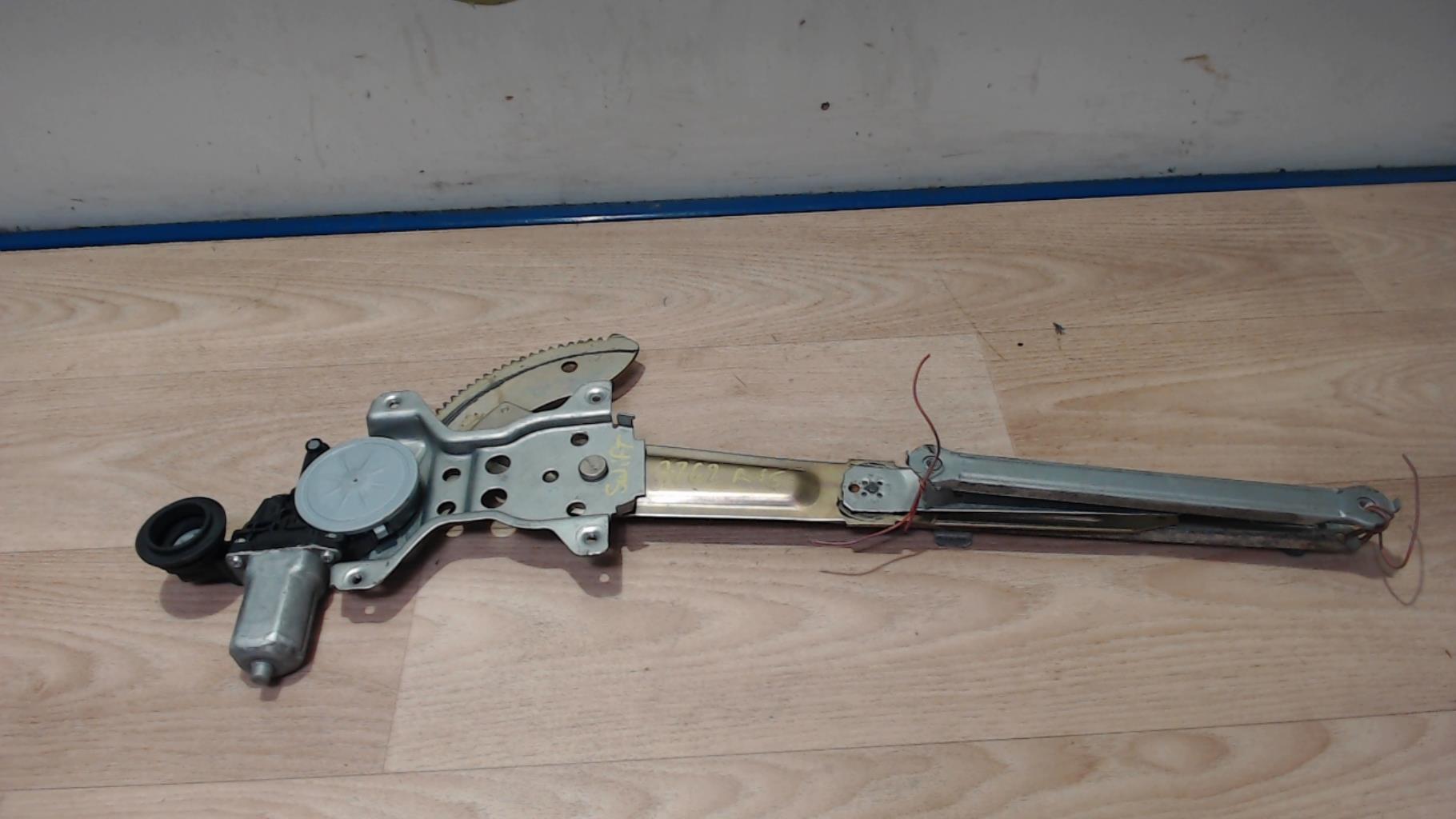 Leve vitre electrique avant gauche