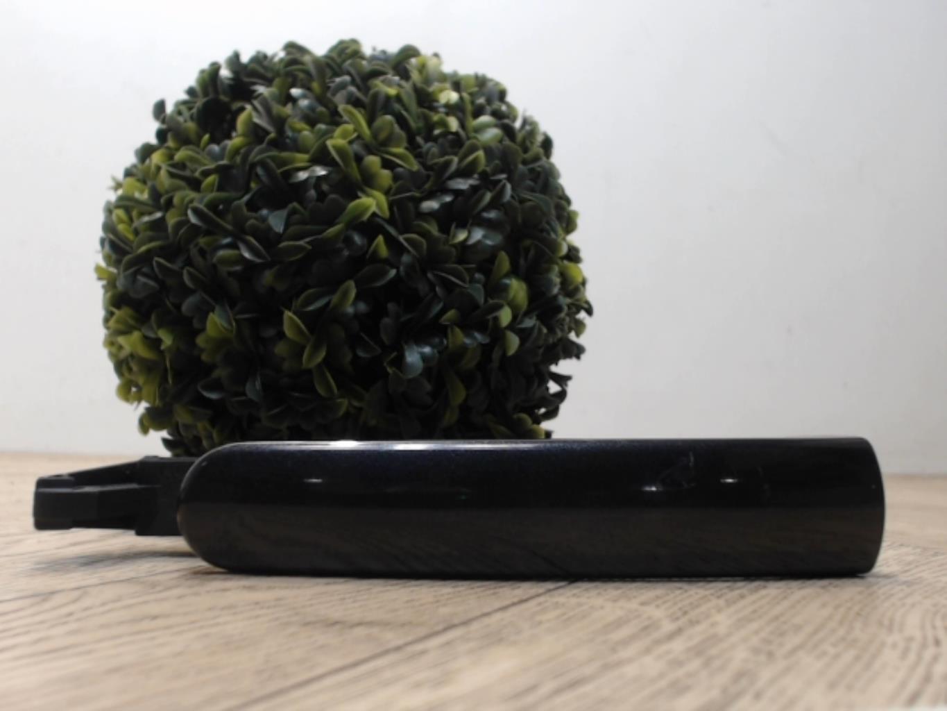 Poignee porte avant droit