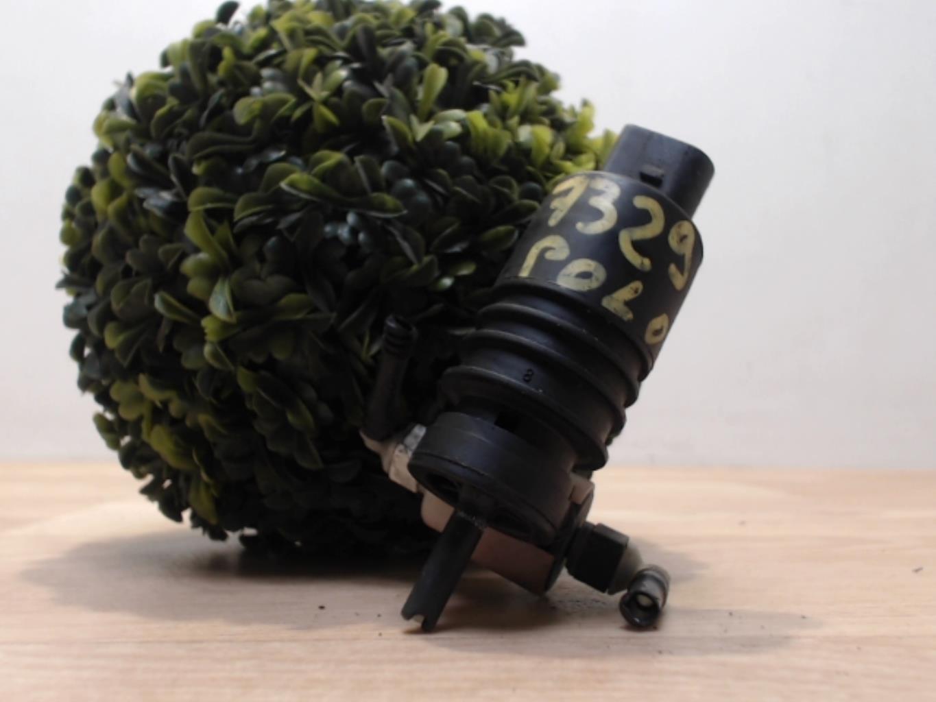 Pompe lave glace arriere