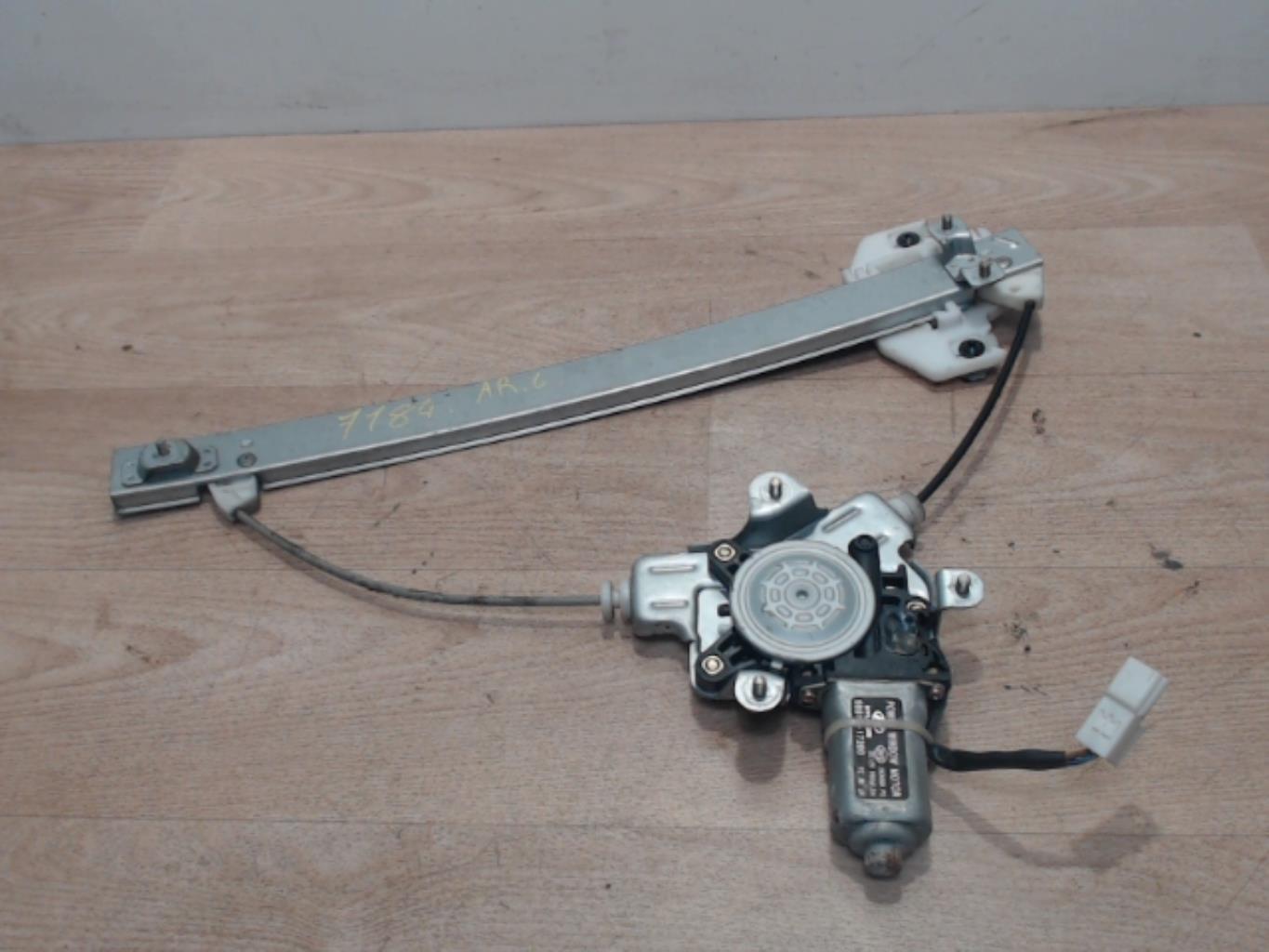 Leve vitre electrique arriere gauche