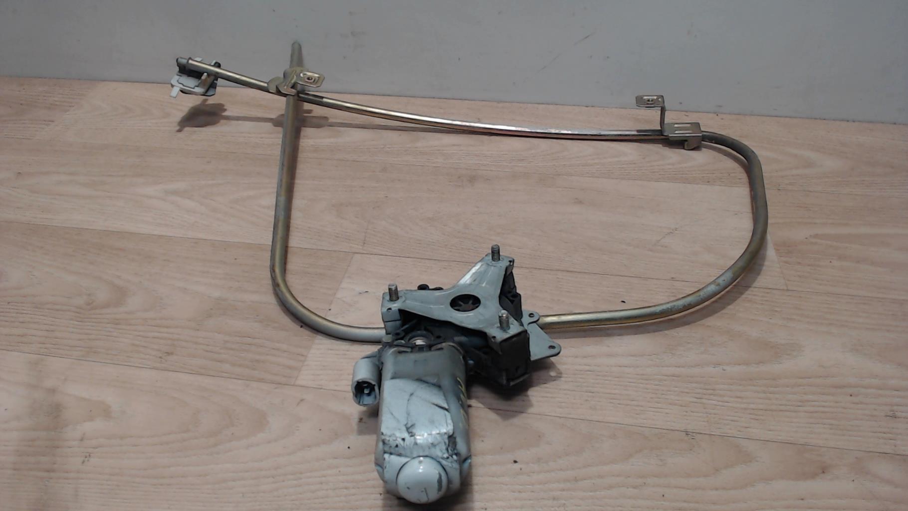 Leve vitre electrique avant droit