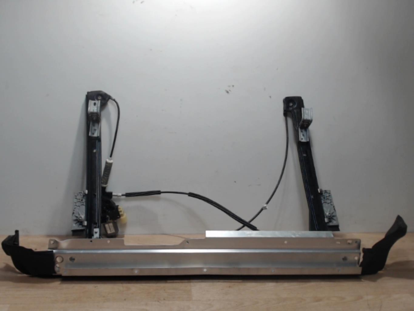 Leve vitre electrique avant gauche