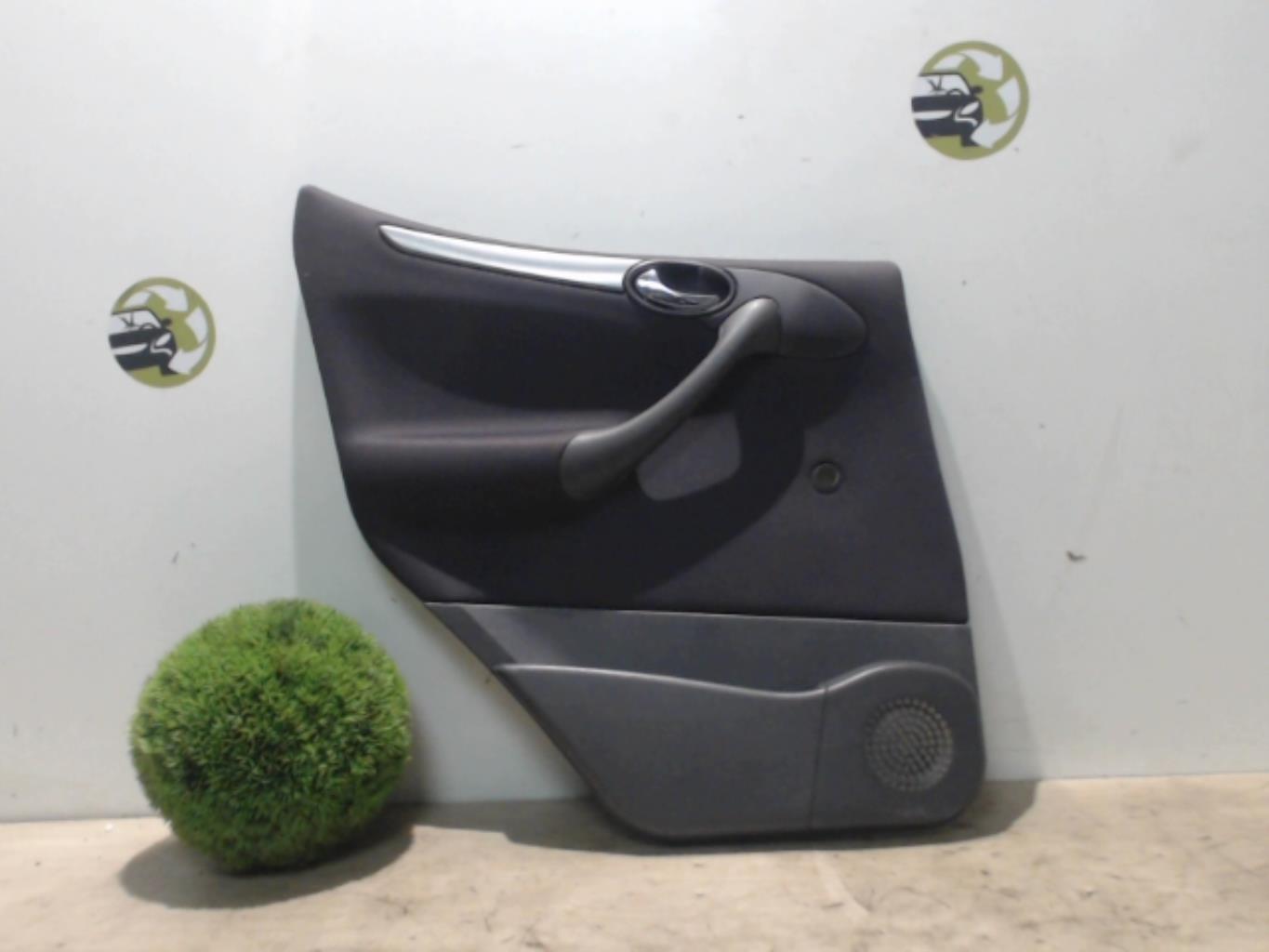 Panneau de porte arriere gauche