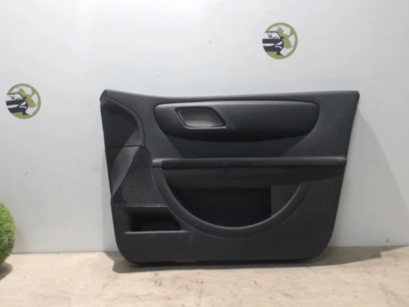 Panneau de porte avant droit