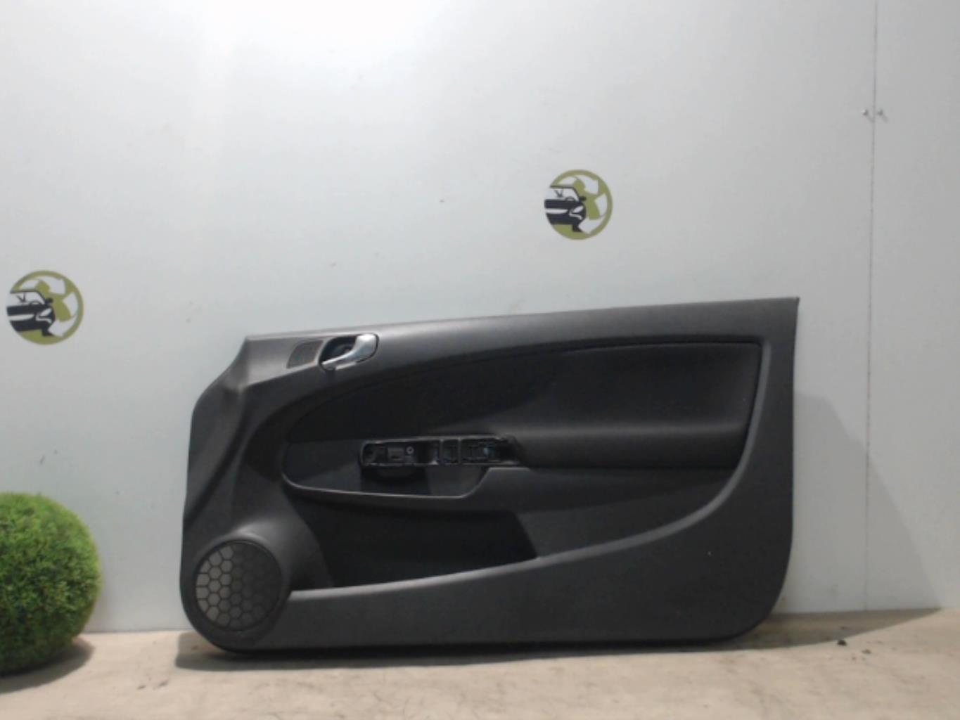 Panneau de porte avant droit