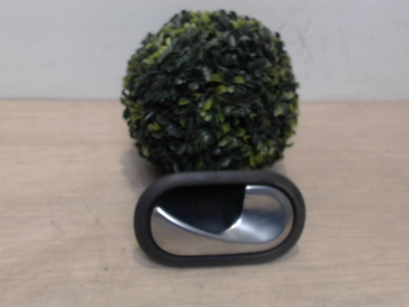 Poignee interieur arriere droit