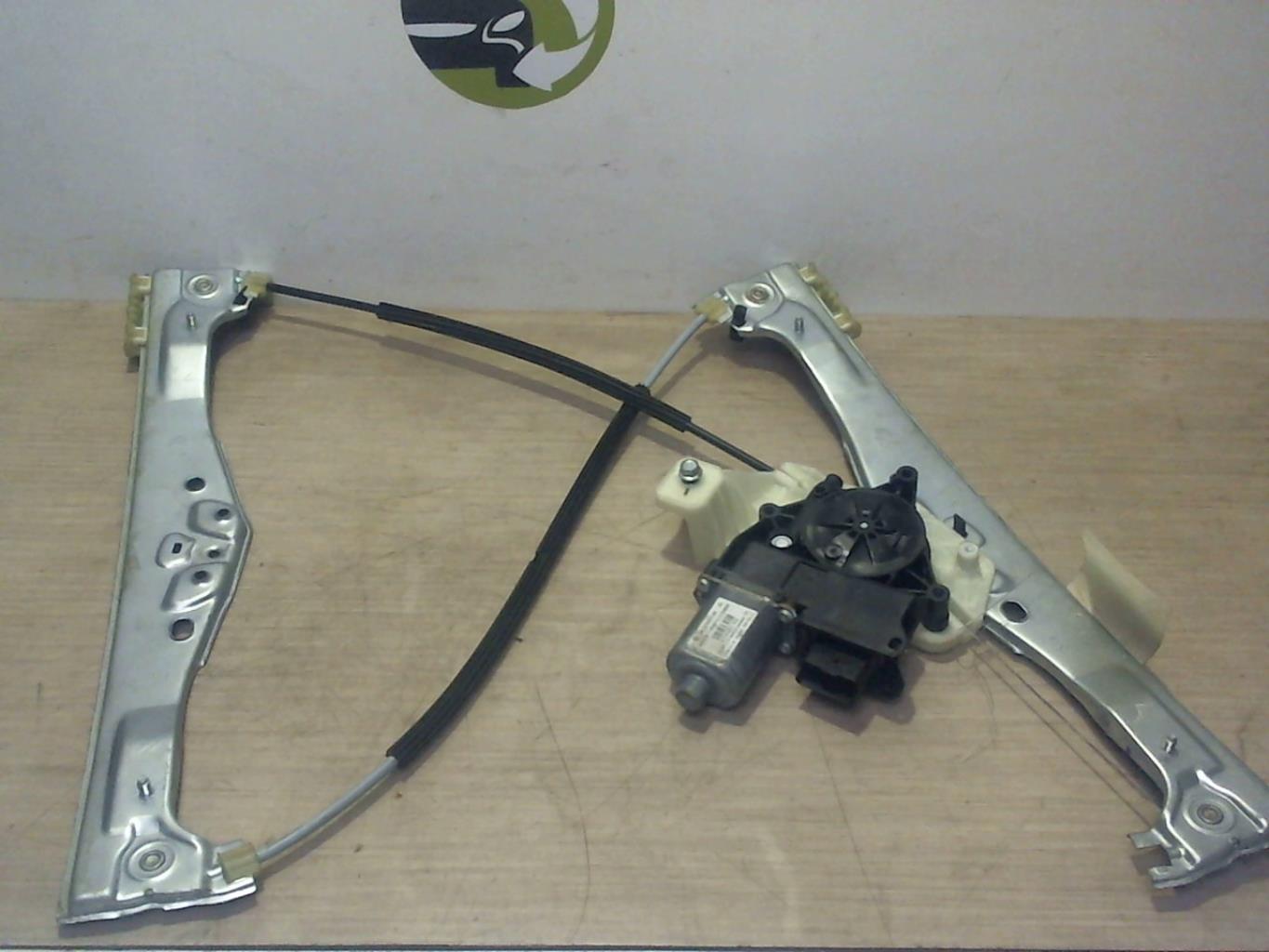 Leve vitre electrique avant gauche