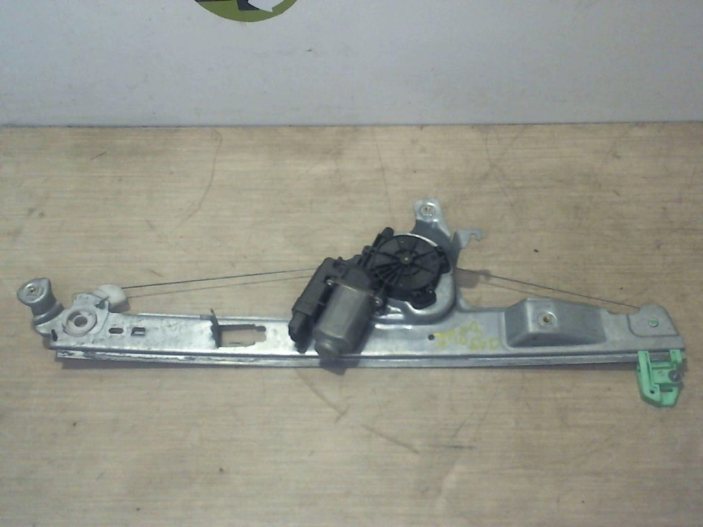 Leve vitre electrique avant droit