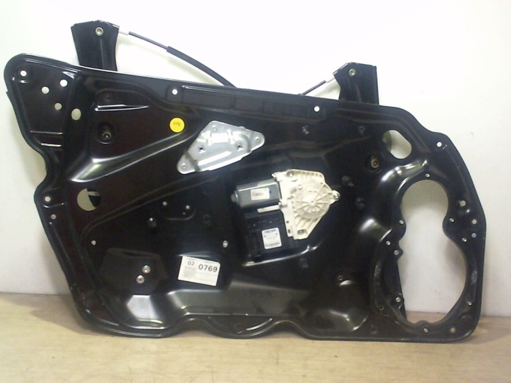 Leve vitre electrique avant gauche