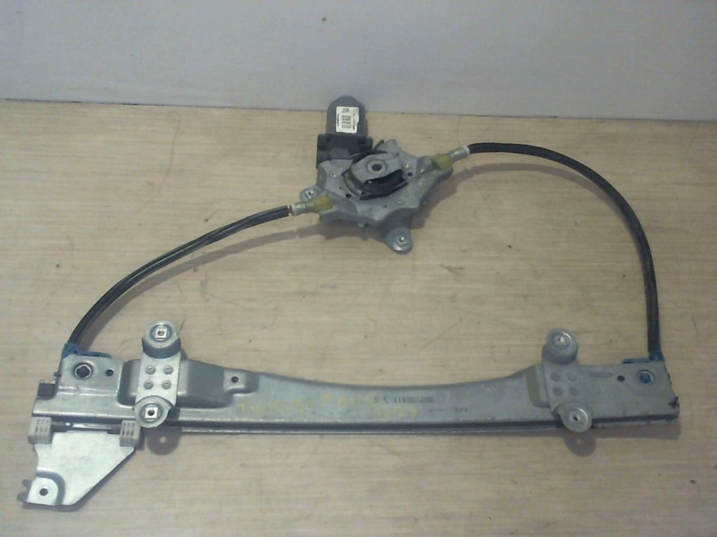 Leve vitre electrique avant gauche