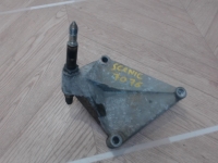 Support moteur gauche