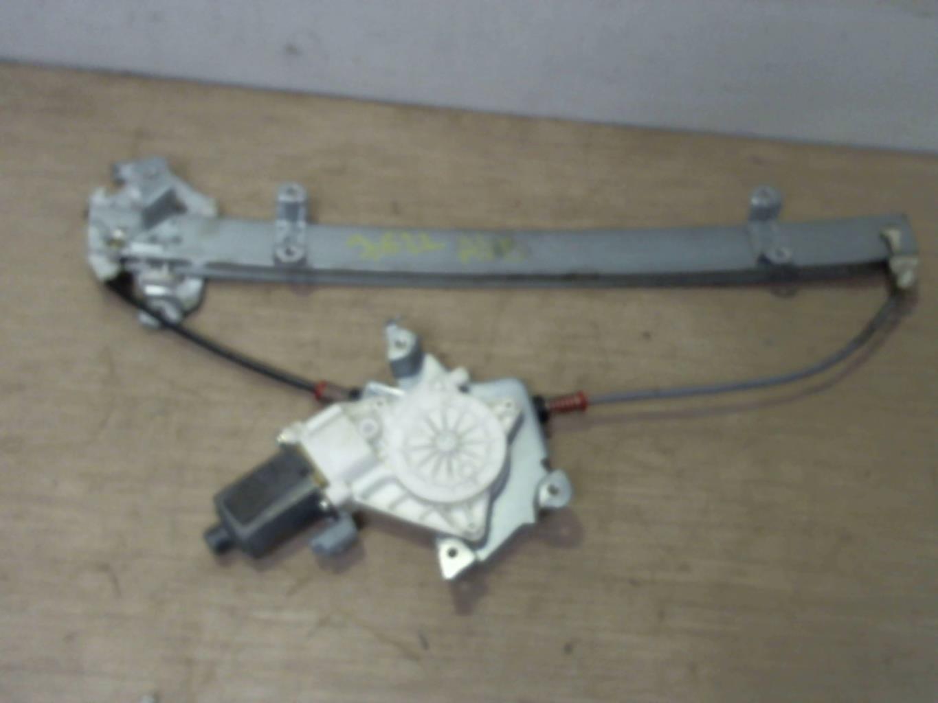 Leve vitre electrique avant droit