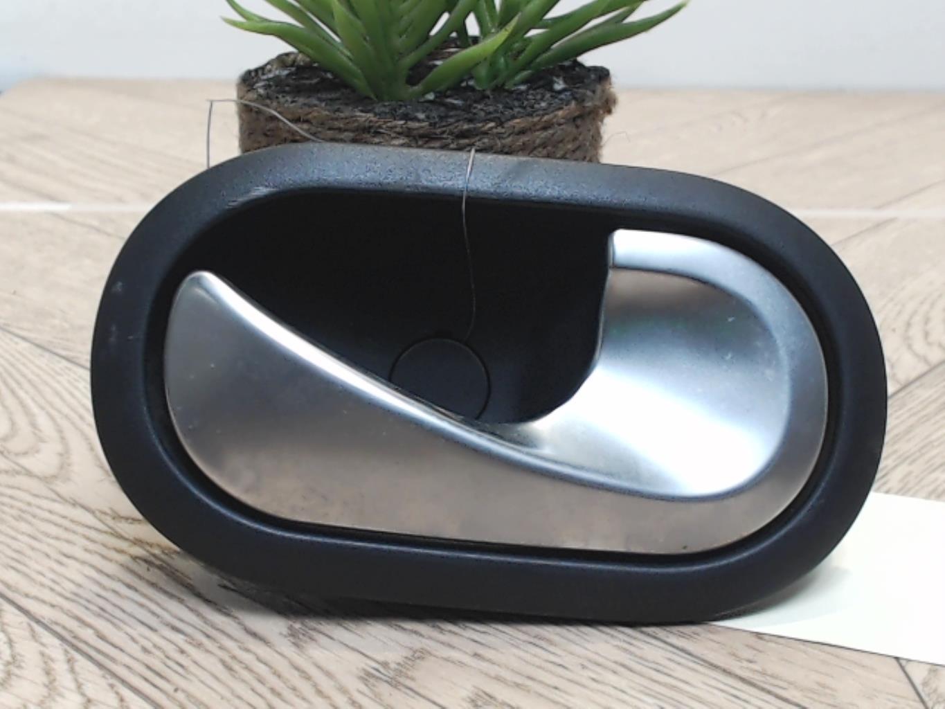 Poignee interieur arriere droit