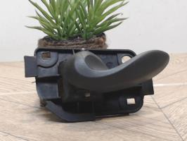Poignee interieur avant gauche