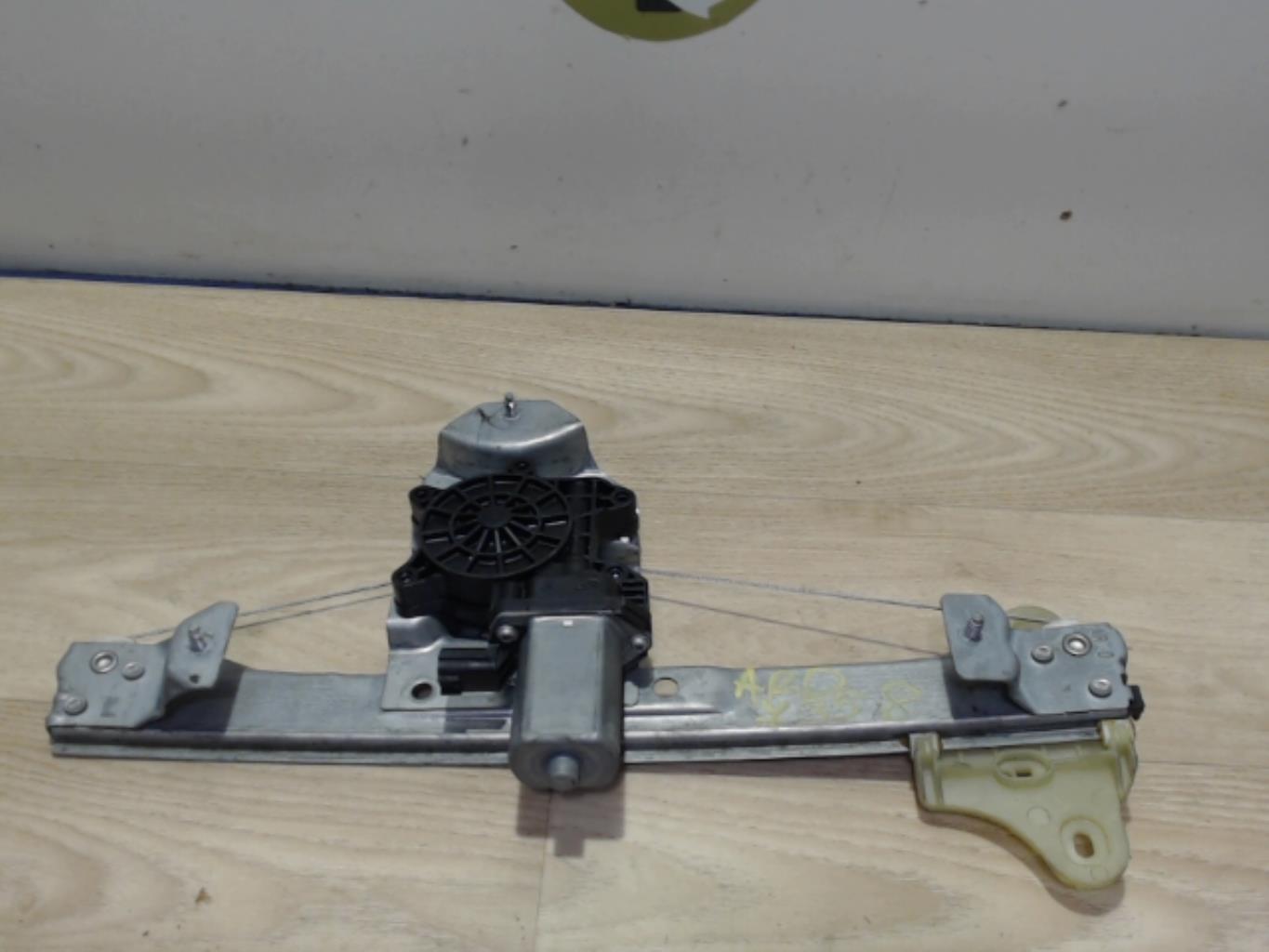 Leve vitre electrique arriere droit