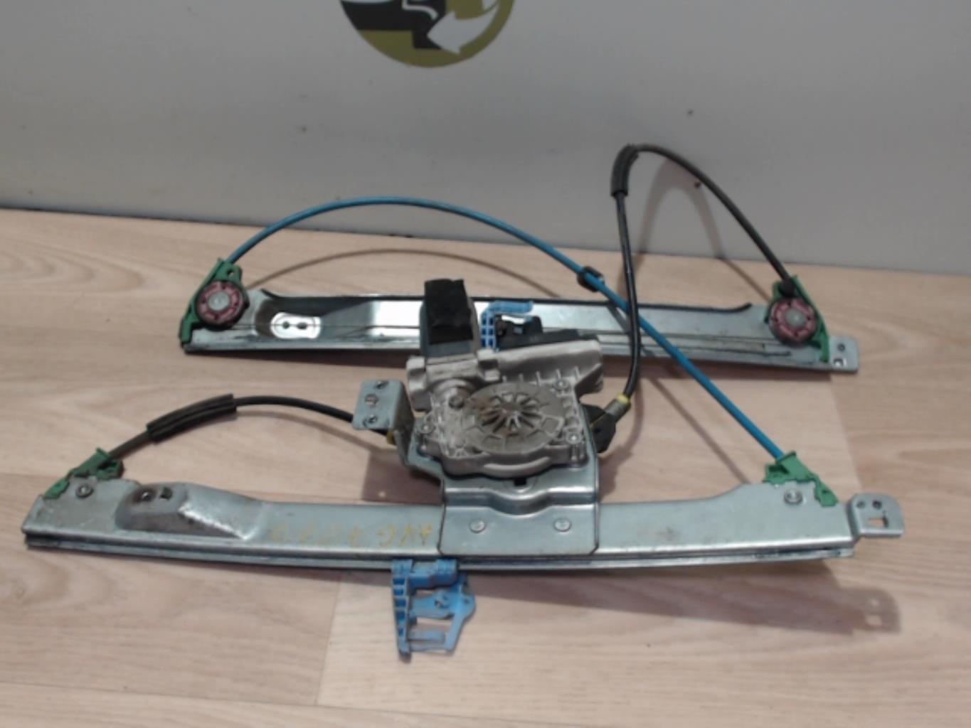 Leve vitre electrique avant gauche