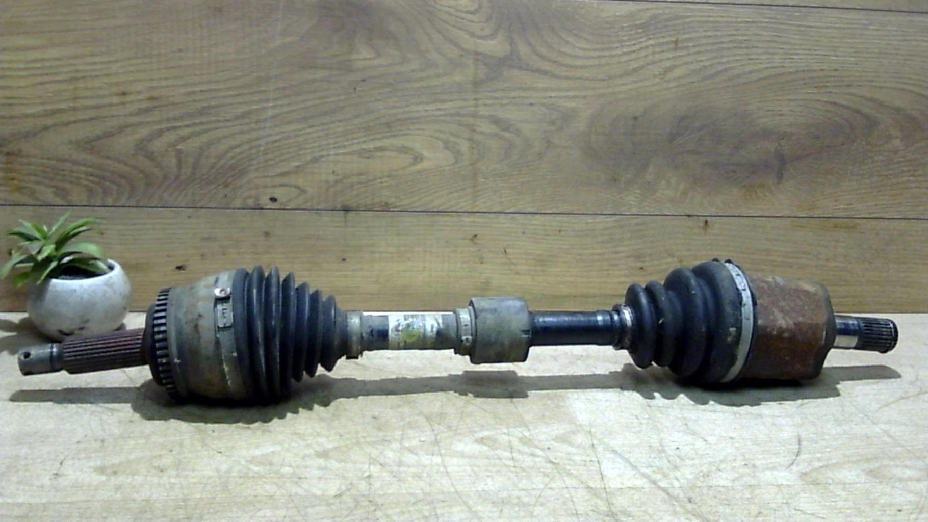 Cardan gauche (transmission)