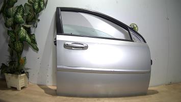 Porte avant droit