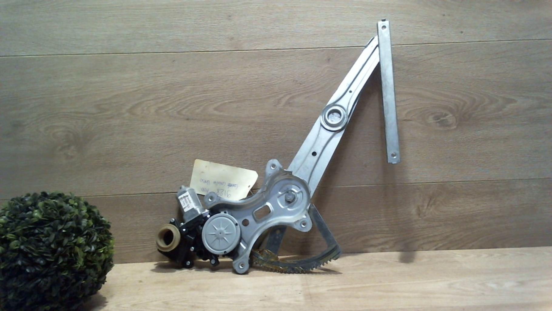 Leve vitre electrique avant droit