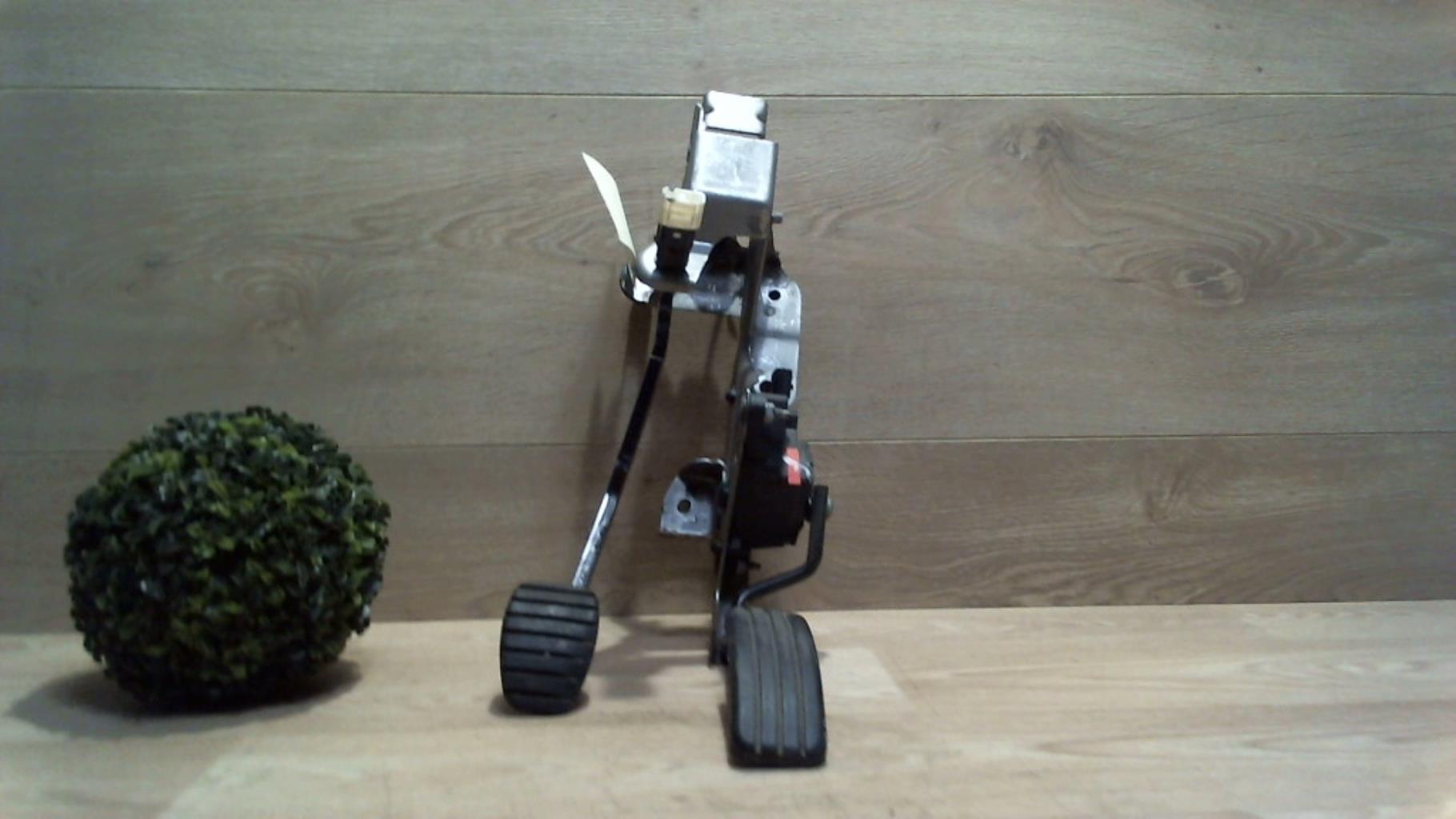 Pedale d'accelerateur